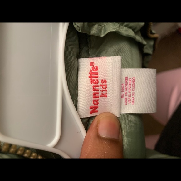 ✨5/$35✨ Vest and Matching Pants - Picture 5 of 5